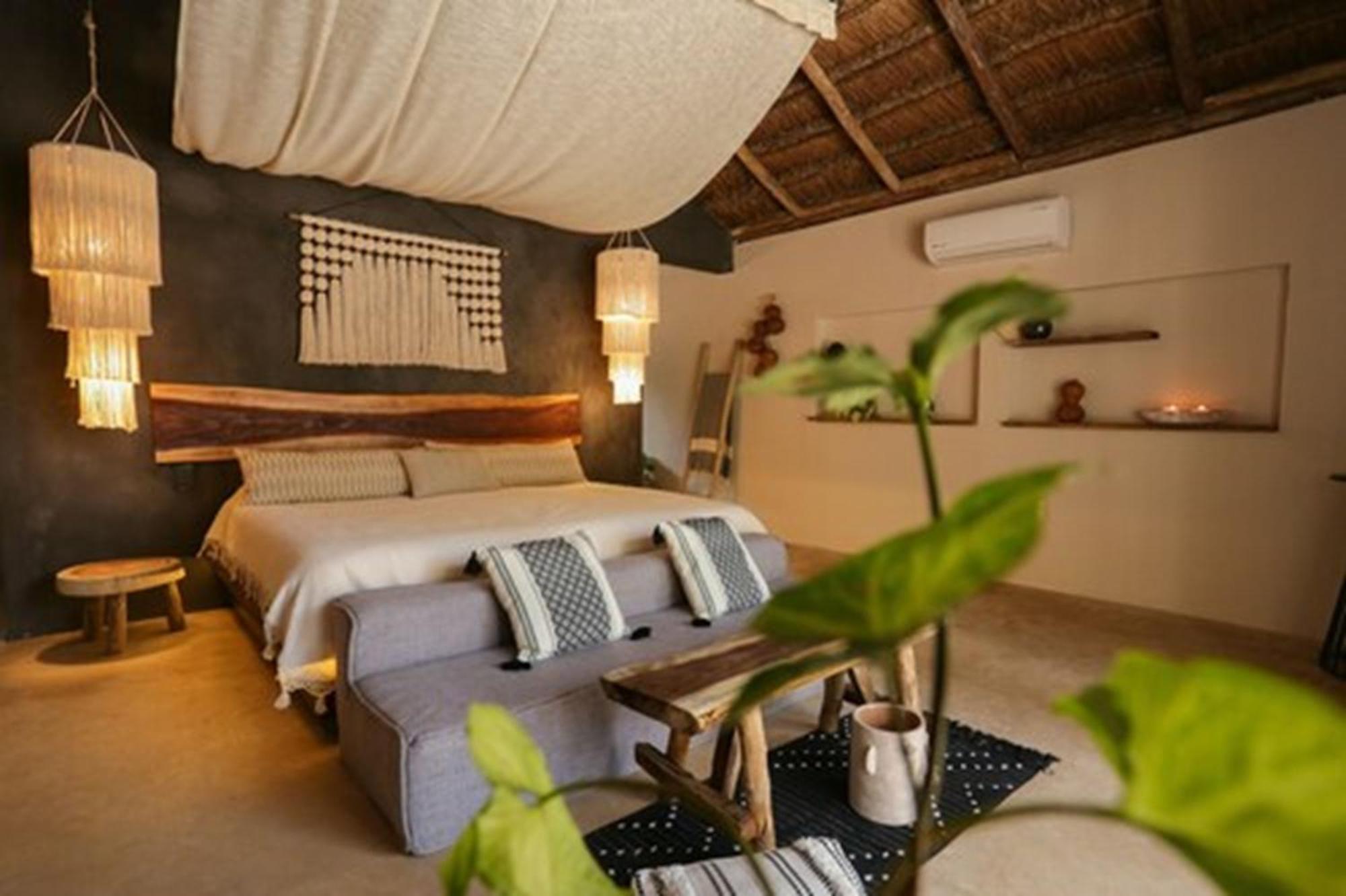 The Yellow Nest Tulum Bilik gambar